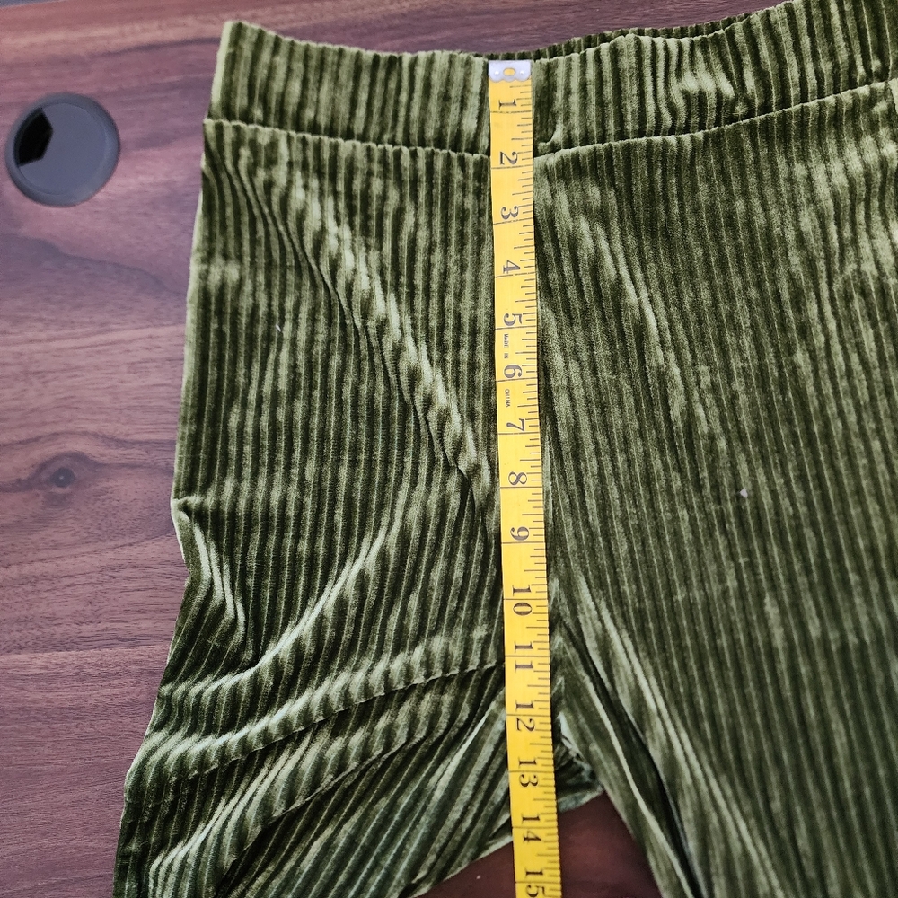 NWOT SHEIN Olive Green Ribbed Velvet Flared Bell Bottom Pants - Picture 9 of 11